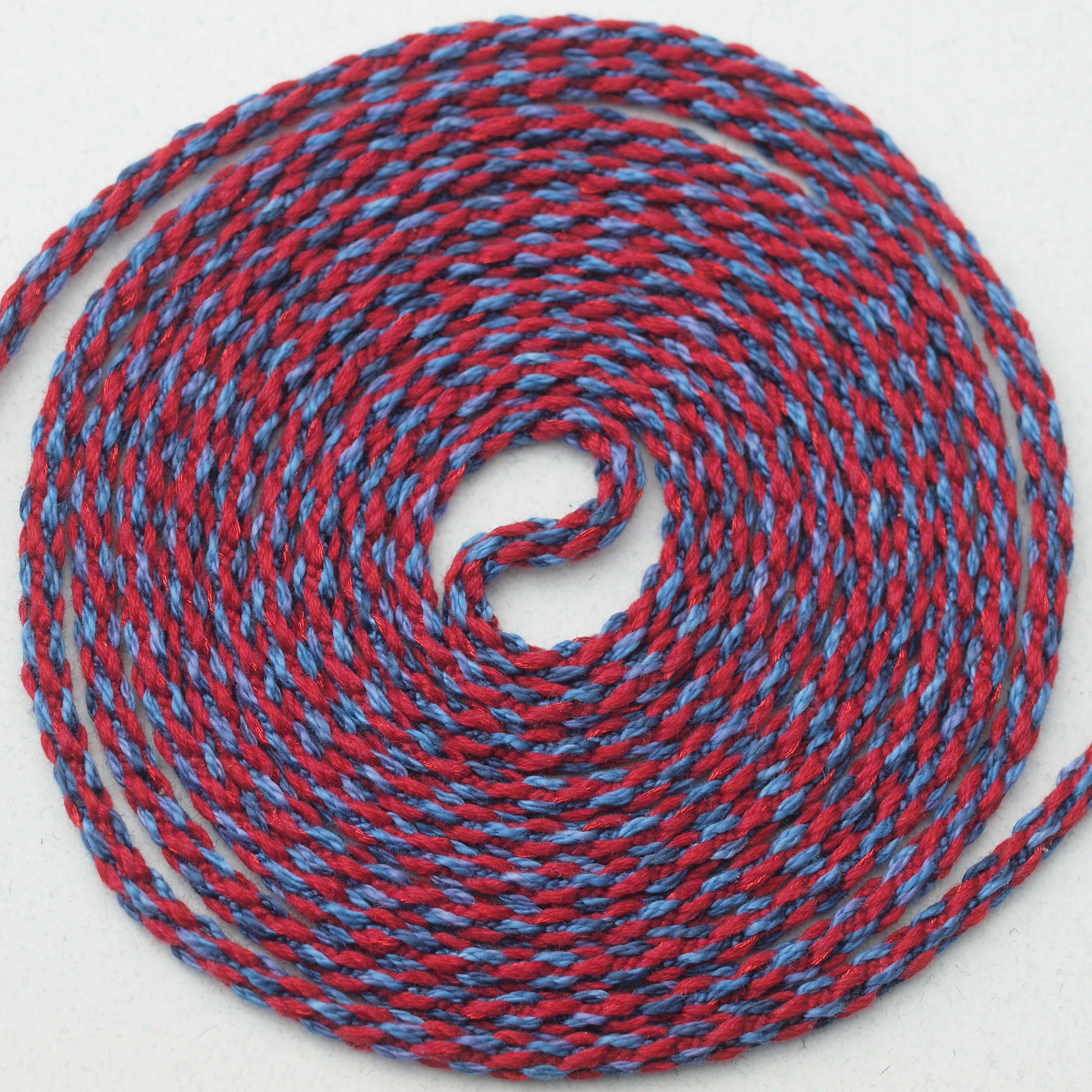 Rejiquar: cranberry & blue-violet oimatsu braid